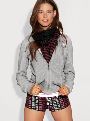 Behati Prinsloo pic #194540