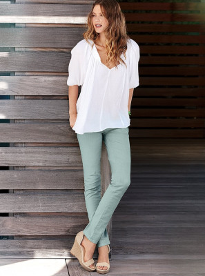 Behati Prinsloo pic #462910
