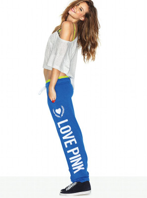 Behati Prinsloo pic #460610