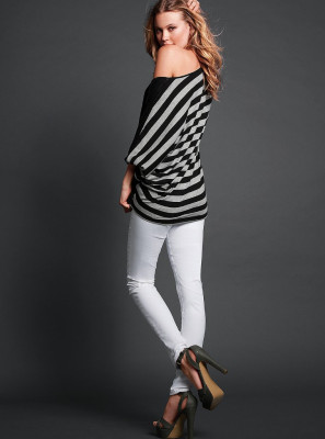 Behati Prinsloo pic #454192