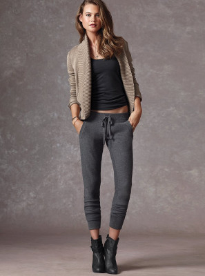 Behati Prinsloo pic #539760