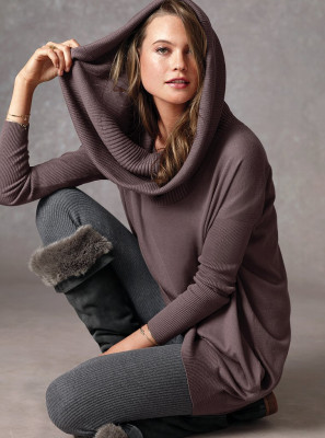 Behati Prinsloo pic #539759