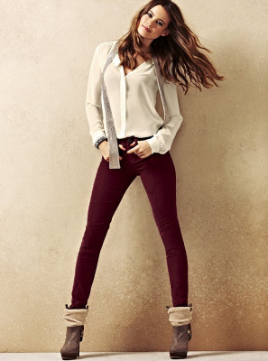 Behati Prinsloo pic #533403