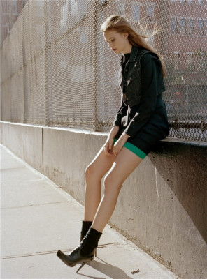 Behati Prinsloo pic #188660