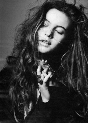 Behati Prinsloo pic #256610