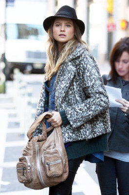 Behati Prinsloo pic #311259