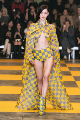 Off-White - Autumn/Winter 2019 Fashion Show in Paris