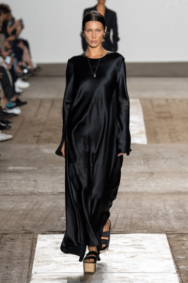 Bella Hadid - Ports 1961 Spring/Summer 2023 Fashion Show in New York