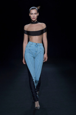 Bella Hadid - Mugler Spring/Summer 2021