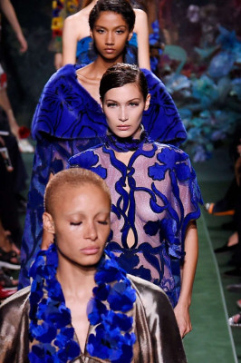 Bella Hadid – Fendi Runway Show FW 2017 in Paris