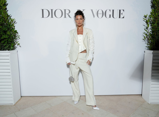 Bella Hadid – Dior Dinner in Cannes | 07.10.2021
