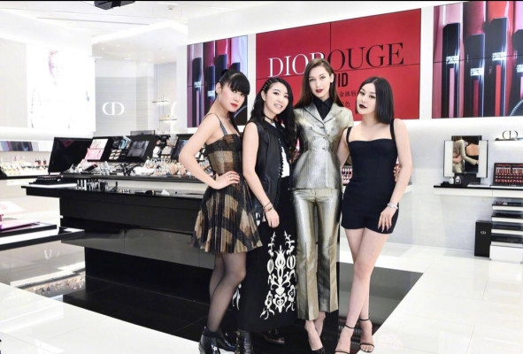 Bella Hadid - Dior Makeup Event 03/20/2018