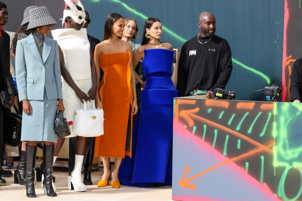Bella Hadid - Off-White Fall/Winter 2021 - Runway