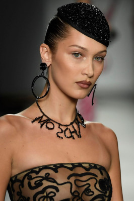 Bella Hadid - Moschino Spring/Summer 2019 Fashion Show in Milan