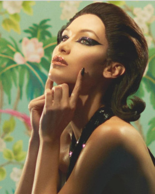 Bella Hadid – #LOVE20.5 Magazine January 2019