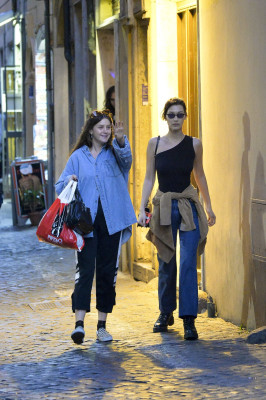 Bella Hadid – Shopping for a Halloween Party in Rome, Italy 10/31/2017