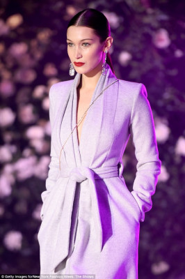 Bella Hadid pic #1045691