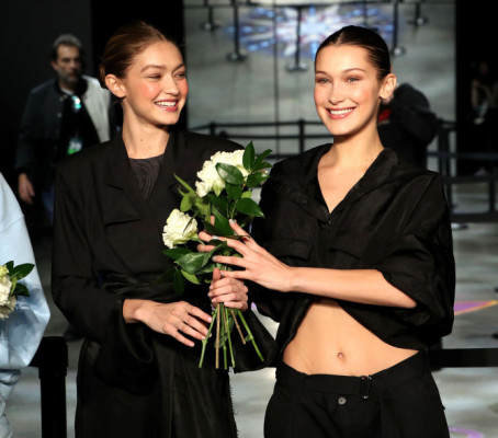 Bella Hadid pic #1045701