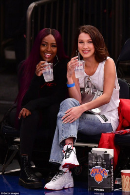 Bella Hadid pic #1021880
