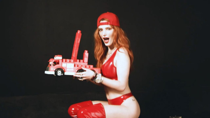 Bella Thorne – “ThorneByBella” Cosmetics Photoshoot (January 2019