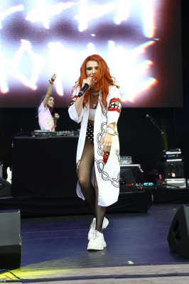 Bella Thorne pic #1093578