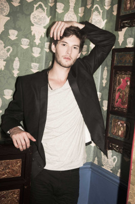 Ben Barnes pic #414146