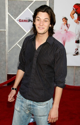 Ben Barnes pic #685583