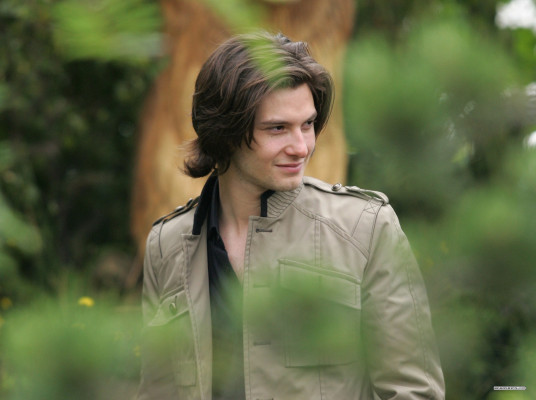 Ben Barnes pic #303958