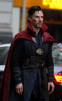 Benedict Cumberbatch - &#039;Doctor Strange&#039; On Set in New York 04/02/2016