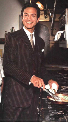 photo 5 in Benjamin Bratt gallery [id35199] -0001-11-30 00:00:00