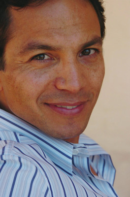 Benjamin Bratt pic #236342
