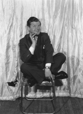 photo 4 in Benny Hill gallery [id412701] 2011-08-09 00:00:00