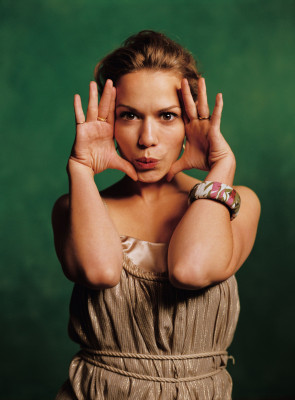 Bethany Joy Galeotti pic #383300