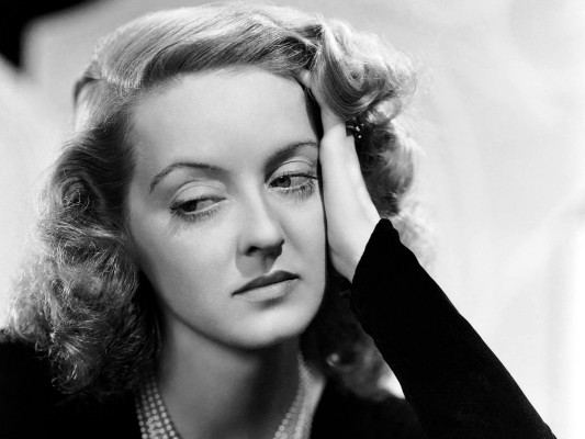 Bette Davis pic #248625
