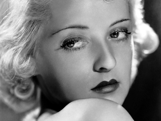 Bette Davis pic #252113