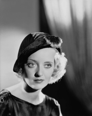 Bette Davis pic #384382