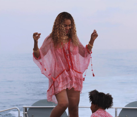 photo 7 in Beyonce Knowles gallery [id1088384] 2018-07-30 00:00:00