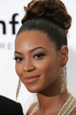 photo 10 in Beyonce Knowles gallery [id273987] 2010-06-23 00:00:00