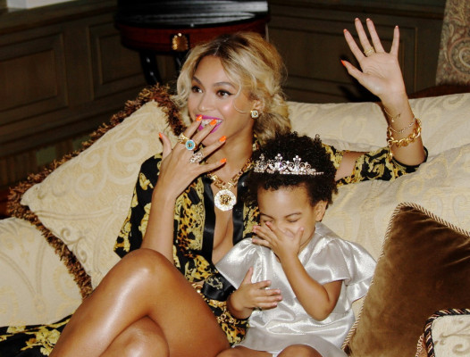 photo 25 in Beyonce Knowles gallery [id694839] 2014-01-27 00:00:00