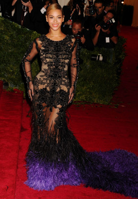 photo 15 in Beyonce Knowles gallery [id516455] 2012-05-28 00:00:00