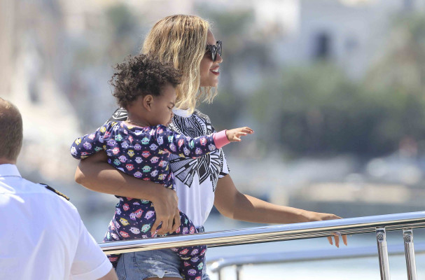 photo 23 in Beyonce gallery [id662467] 2013-09-09 00:00:00