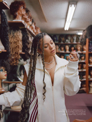 BEYONCE in Elle Magazine, UK January 2020