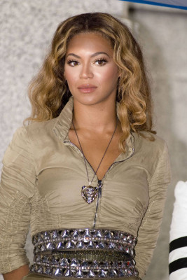 photo 5 in Beyonce Knowles gallery [id419215] 2011-09-13 00:00:00