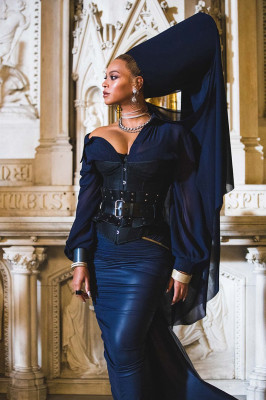 Beyonce - Family Feud Videoshoot