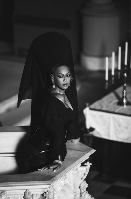 Beyonce - Family Feud Videoshoot