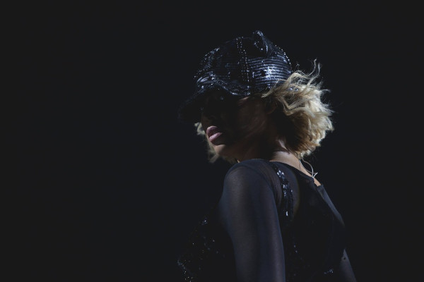 photo 14 in Beyonce Knowles gallery [id682562] 2013-12-08 00:00:00