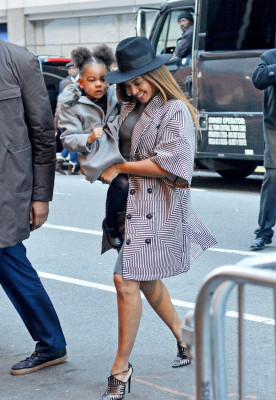 photo 3 in Beyonce Knowles gallery [id779381] 2014-12-12 00:00:00