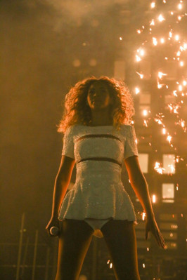 photo 22 in Beyonce Knowles gallery [id671205] 2013-10-19 00:00:00