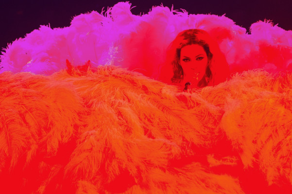 photo 4 in Beyonce gallery [id682572] 2013-12-08 00:00:00