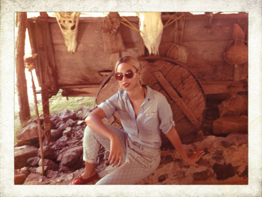 photo 14 in Beyonce gallery [id684149] 2013-12-13 00:00:00